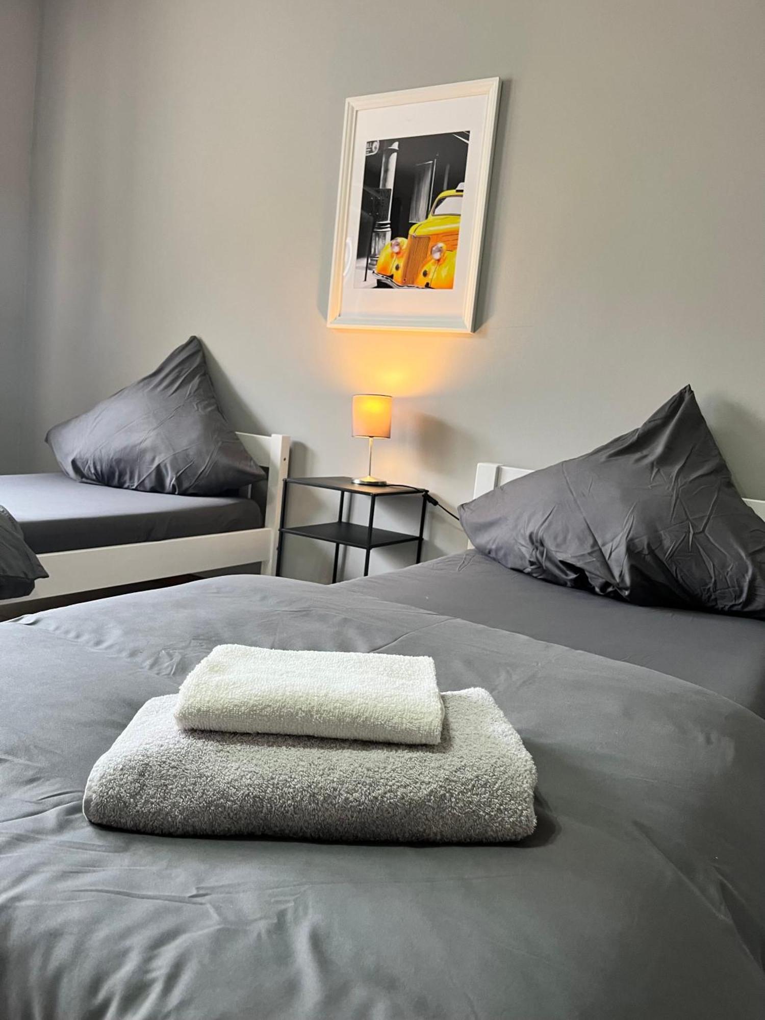 10e 90qm Wi-fi Free Parking Calm Back House Dortmund