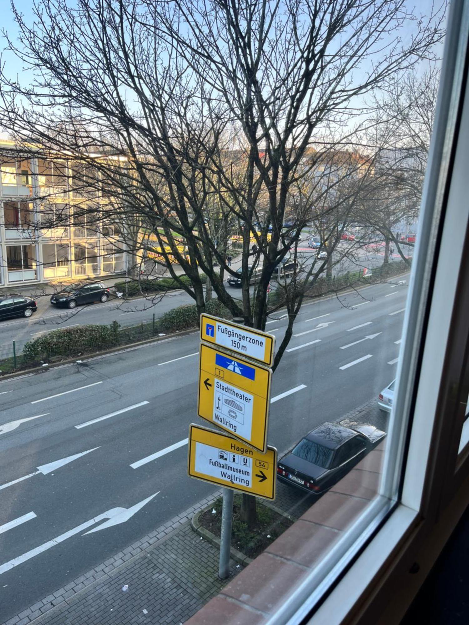 10e 90qm Wi-fi Free Parking Calm Back House *