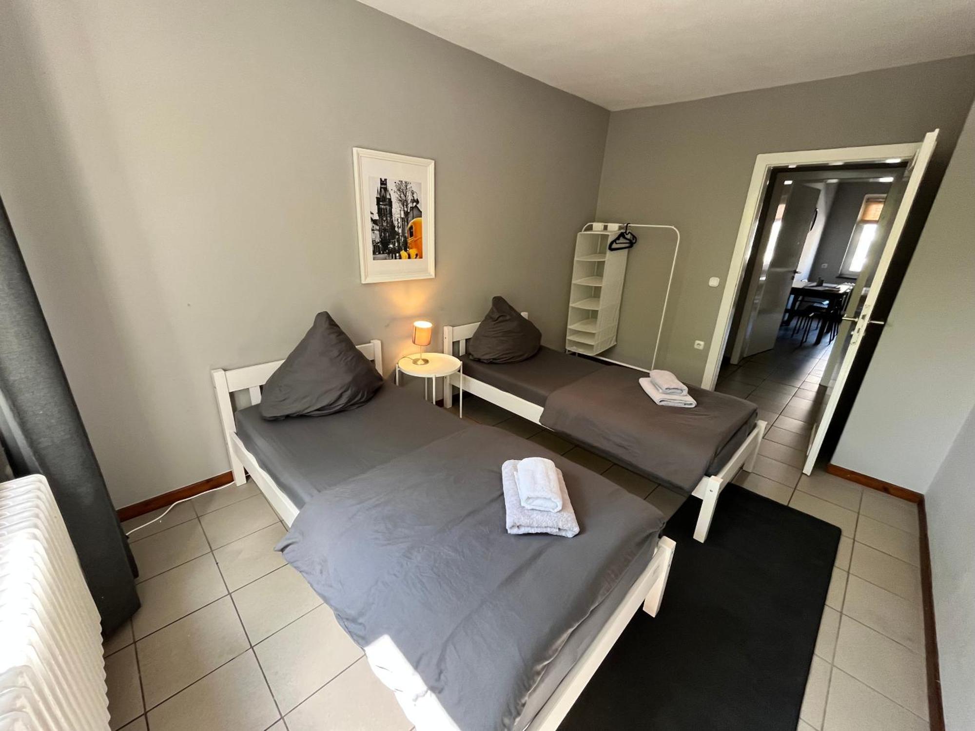10e 90qm Wi-fi Free Parking Calm Back House Dortmund